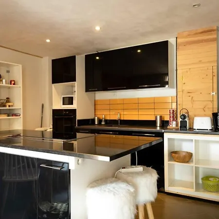 Apartman Au Coin Du Feu *